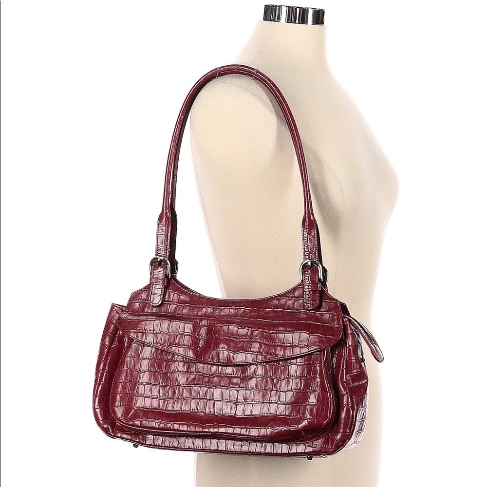 •Maxx New York• Croc Embossed Shoulder Bag